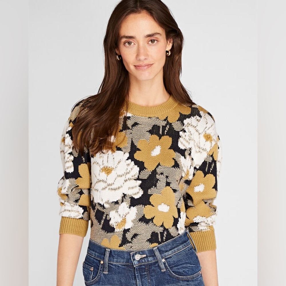 Floral Jacquard Crew Neck sweater